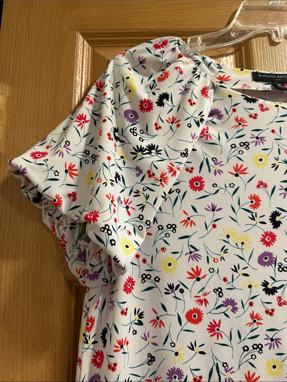 Banana Republic White Floral Print Short Sleeve Blouse with Multi-Color Blooms - Picture 3 of 8